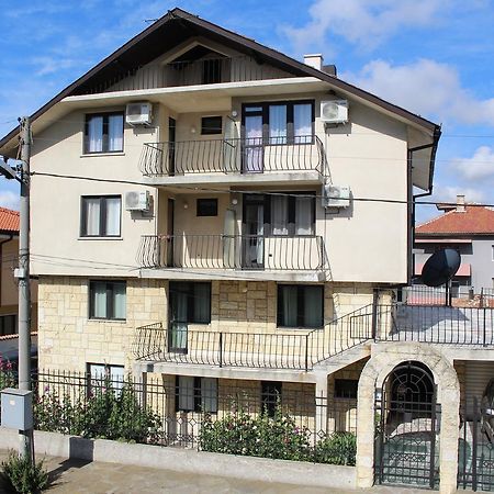 Iskr Bed & Breakfast Aheloy Exterior foto